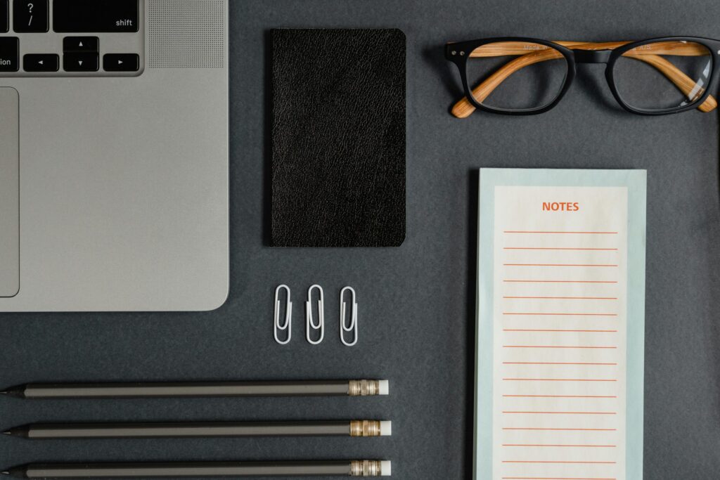 bàn làm việc chân sắt 1m2