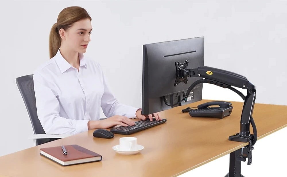 Top 3+ Tay Đỡ Màn Hình Đáng Mua Nhất 2026