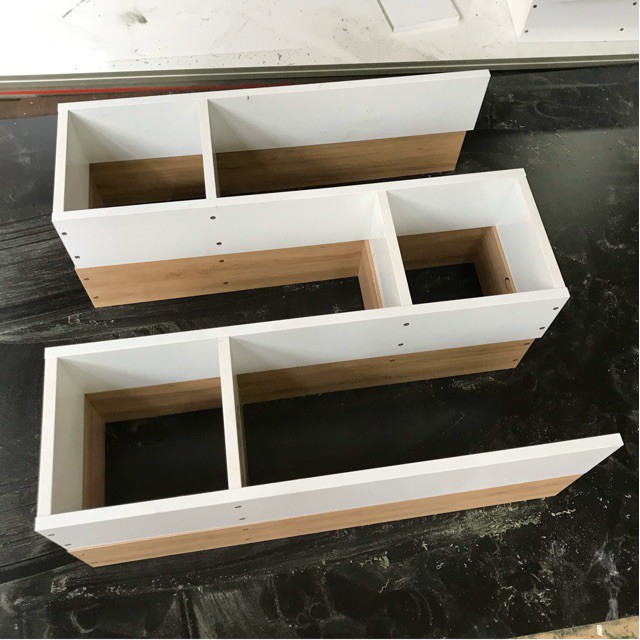 giá sách treo tường